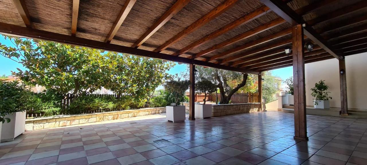 Bed And Breakfast La Terrazza Cisternino Exterior photo