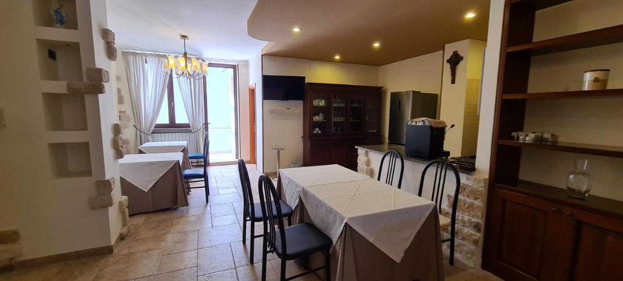 Bed And Breakfast La Terrazza Cisternino Exterior photo
